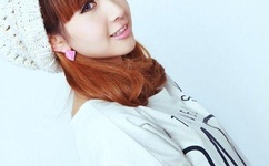 荿人网站带图片的